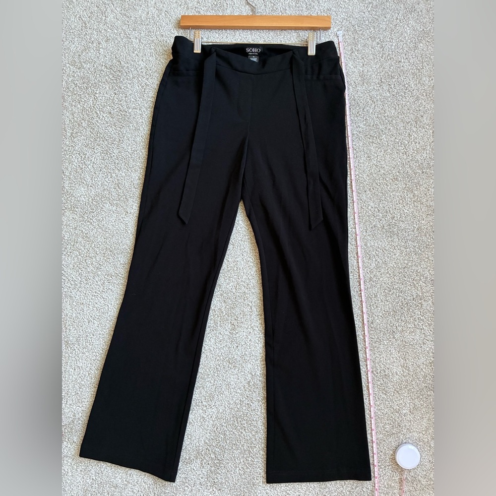 SOHO Apparel Ltd. Black Pants (Size M)